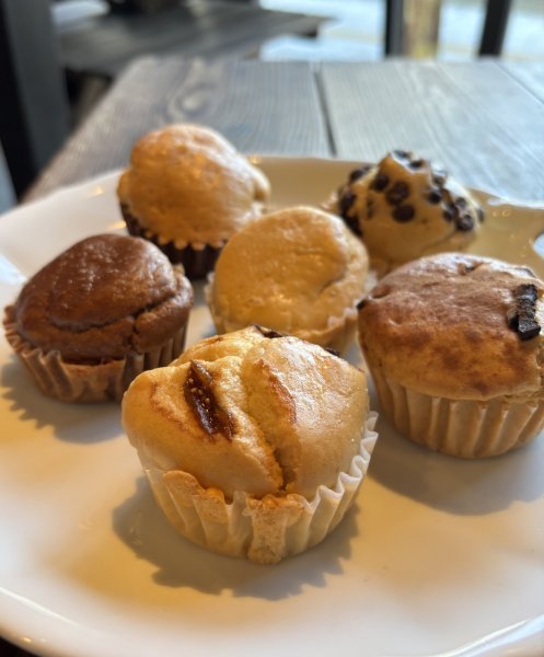 画像1: 〜わたしのおやつじかん〜グルテンフリーのミニマフィン６個　(乳卵不使用・小麦不使用・無添加) (1)